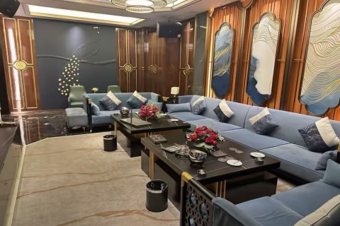 郴州高端KTV招聘模特,羡慕别人没用,自己努力才是关键